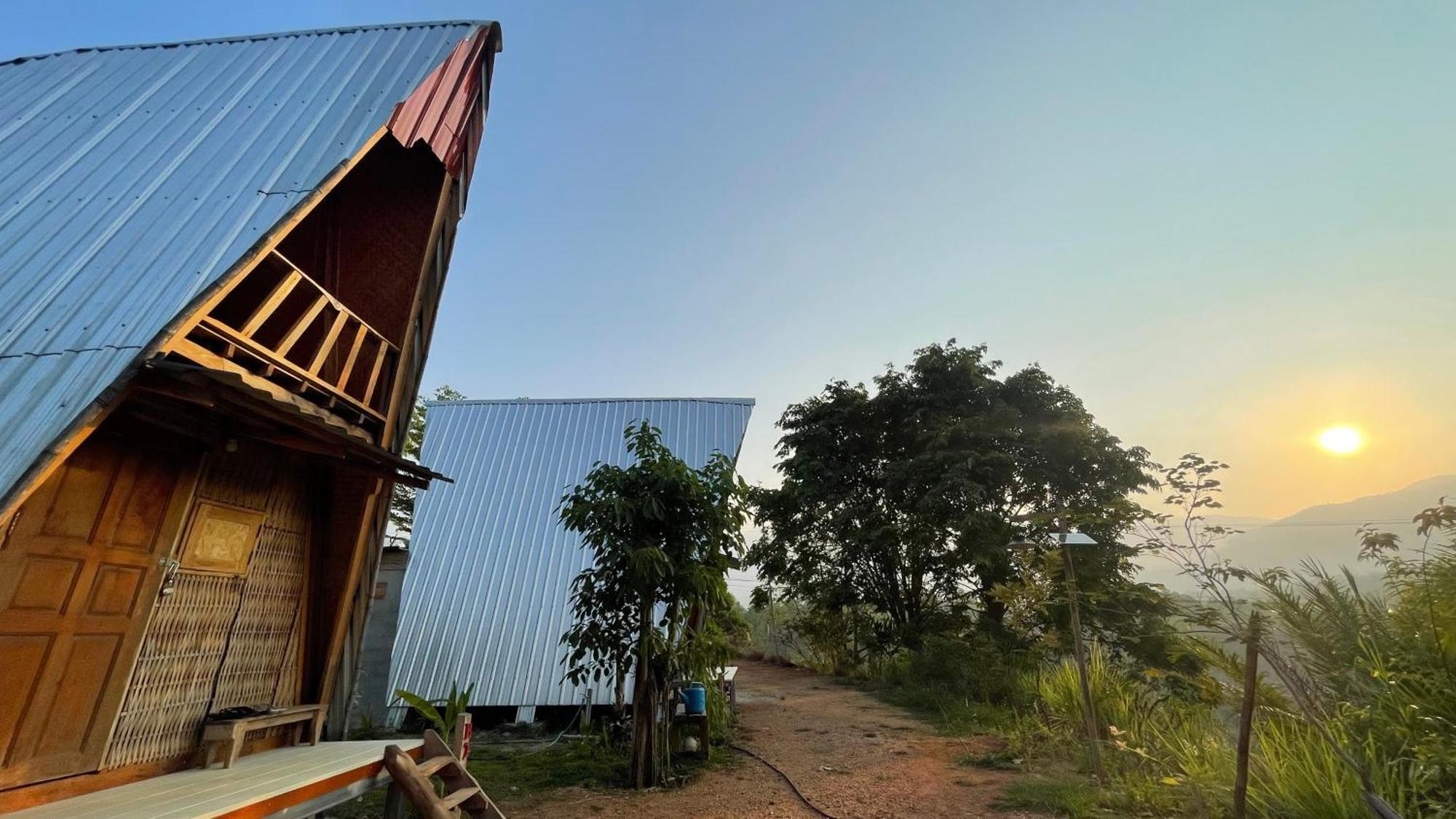 Monsonkeang Camping View ม่อนสันเกี๋ยง Mae Chaem Esterno foto