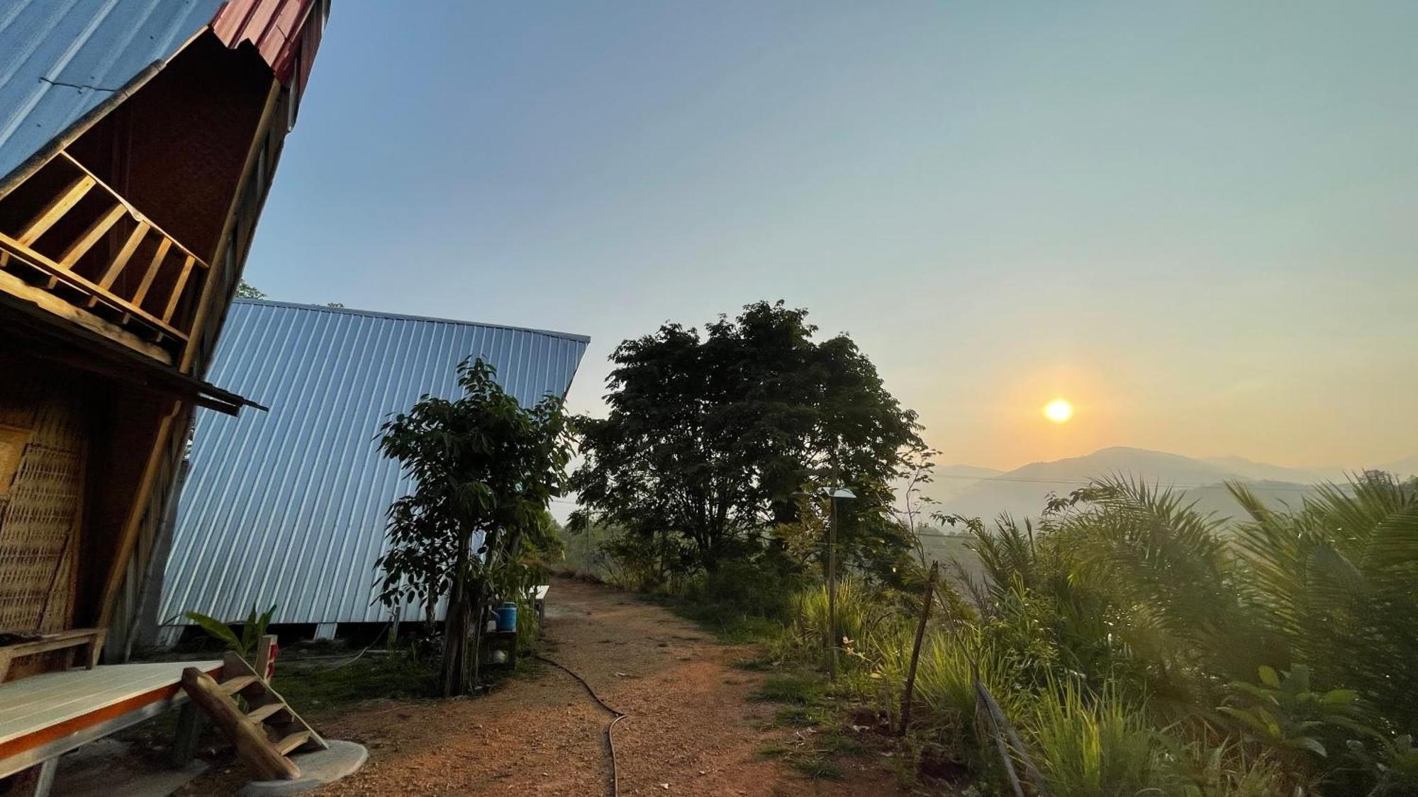 Monsonkeang Camping View ม่อนสันเกี๋ยง Mae Chaem Esterno foto