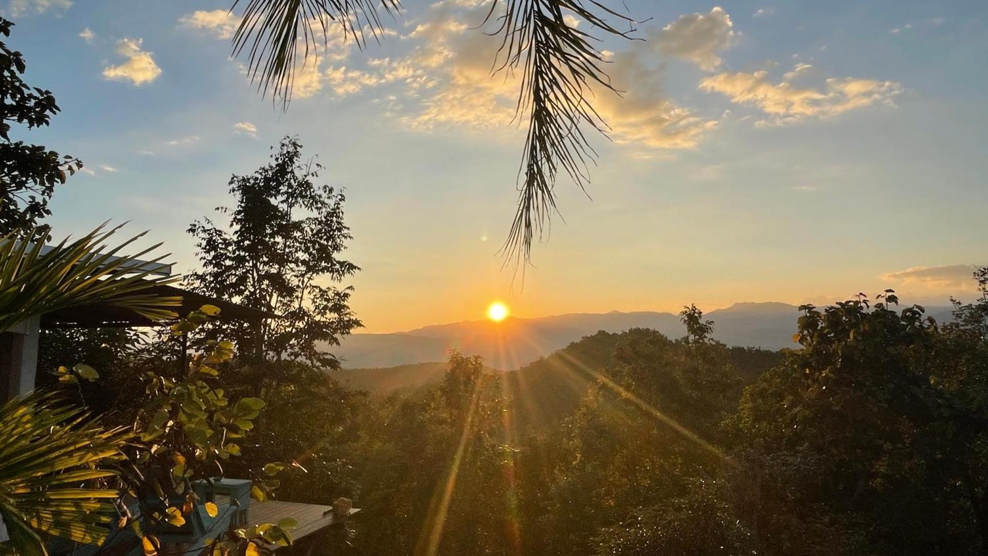 Monsonkeang Camping View ม่อนสันเกี๋ยง Mae Chaem Esterno foto